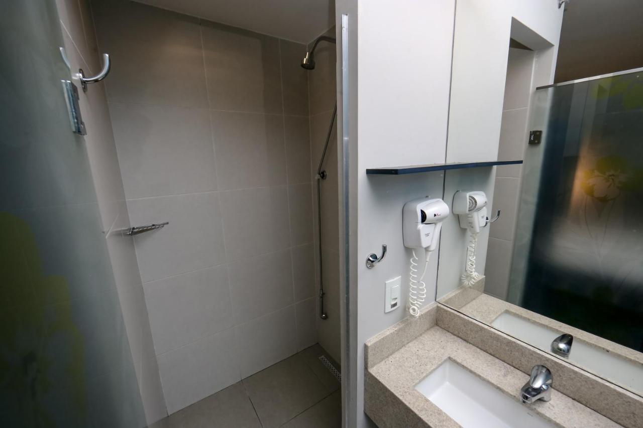 Delphin Surf Hotel Guarujá Eksteriør bilde
