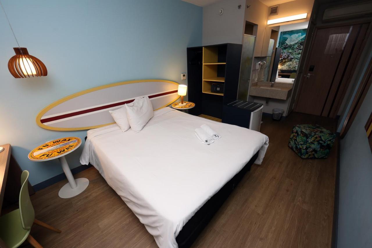 Delphin Surf Hotel Guarujá Eksteriør bilde